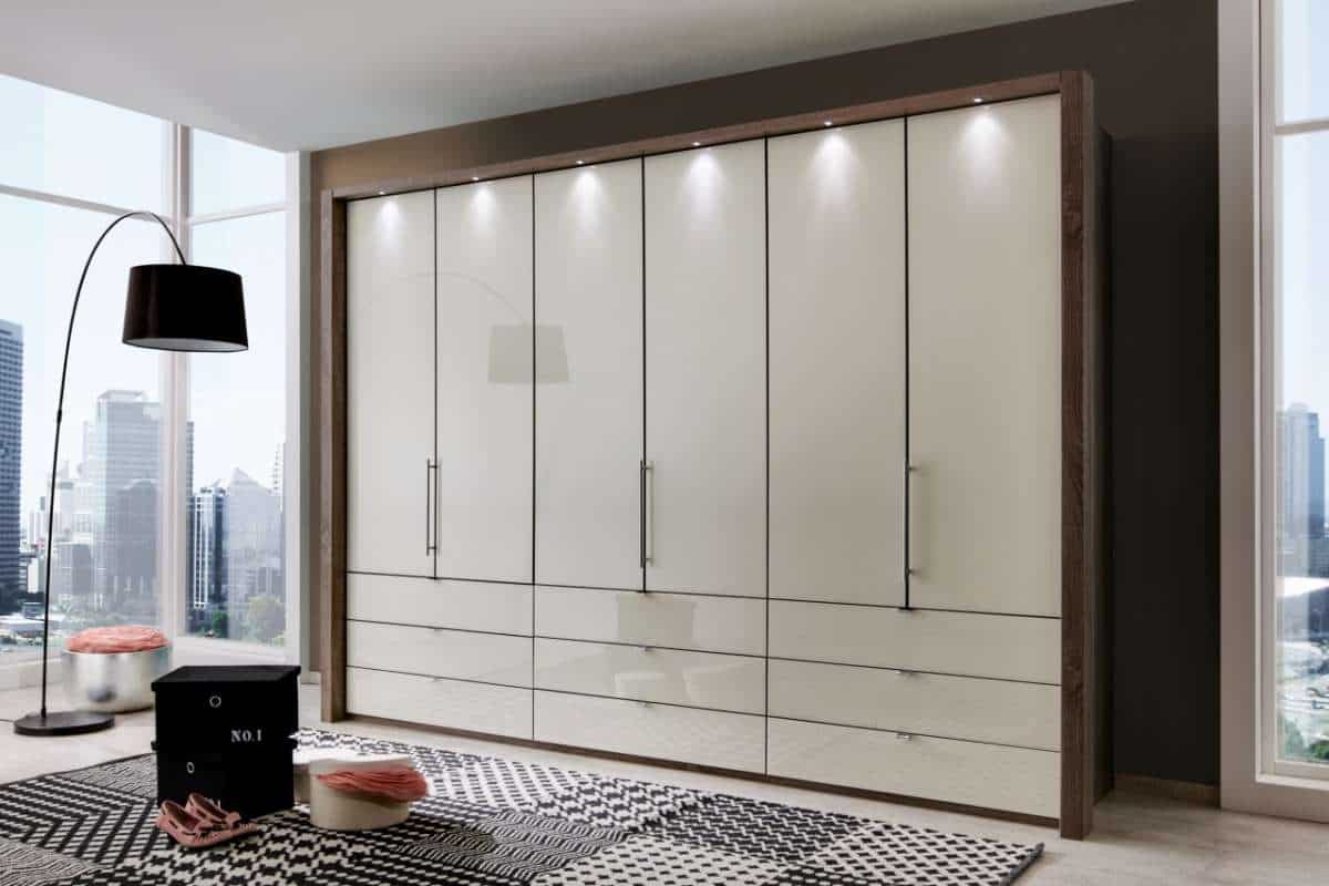 Как да изберете гардероб, който пасва на интериора Ви?