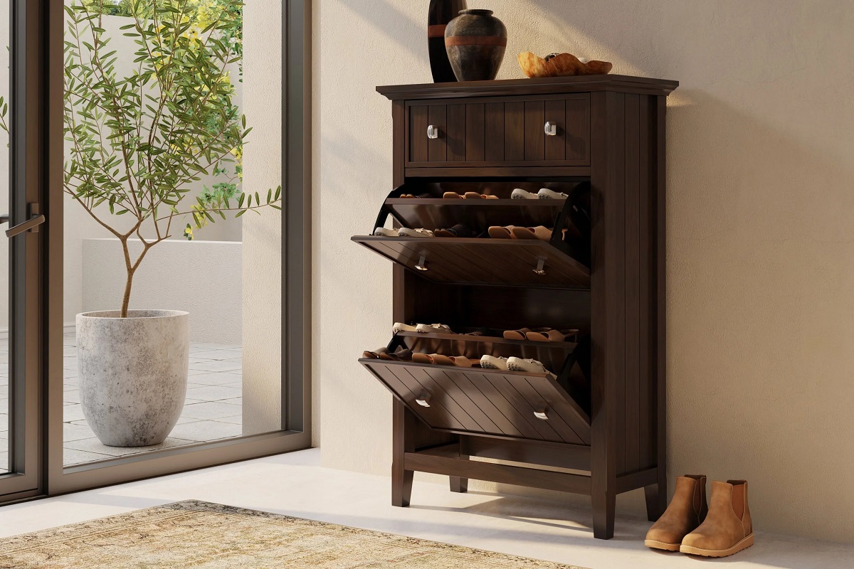 Как да изберте правилния шкаф за обувки за антрето си?